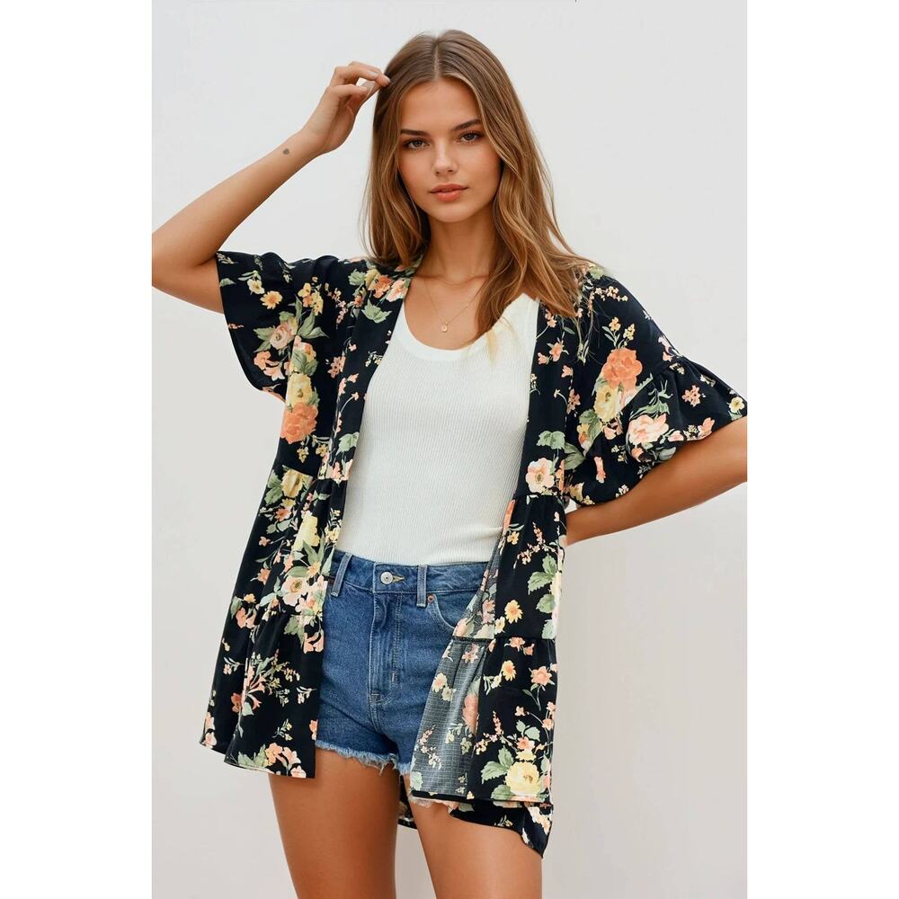 NEW Women's Breezy Bloom Tiered Floral Kimono Top LARGE